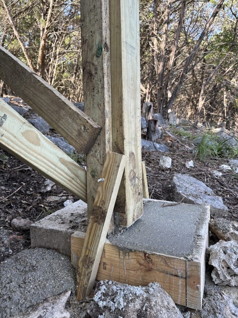 pressure-treated deck posts canyon lake contractor