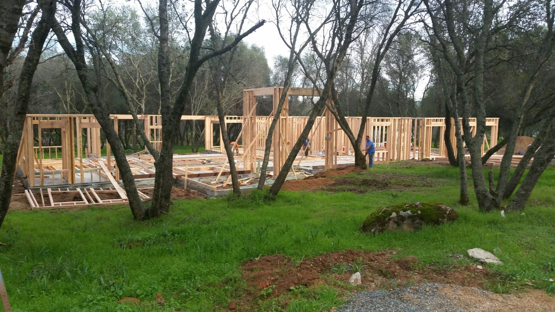 Comparing draftsperson, architect, and builder roles in custom home design